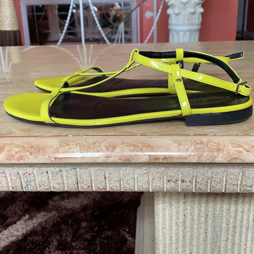 Merona size 10 women slippers - Picture 2 of 6